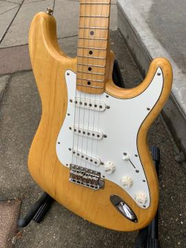 1967 Fender Stratocaster Reissue MIJ (1 of 7)